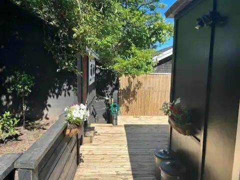 Seaglass Cottage 로어허트 외부 사진